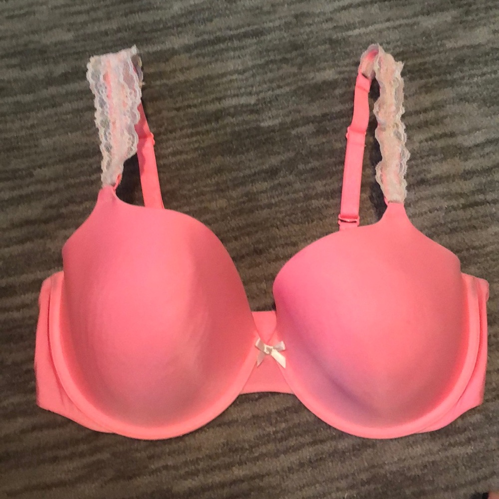 VS Demi bra